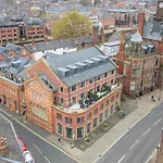 Boutique Apartment At The Old Fire Station